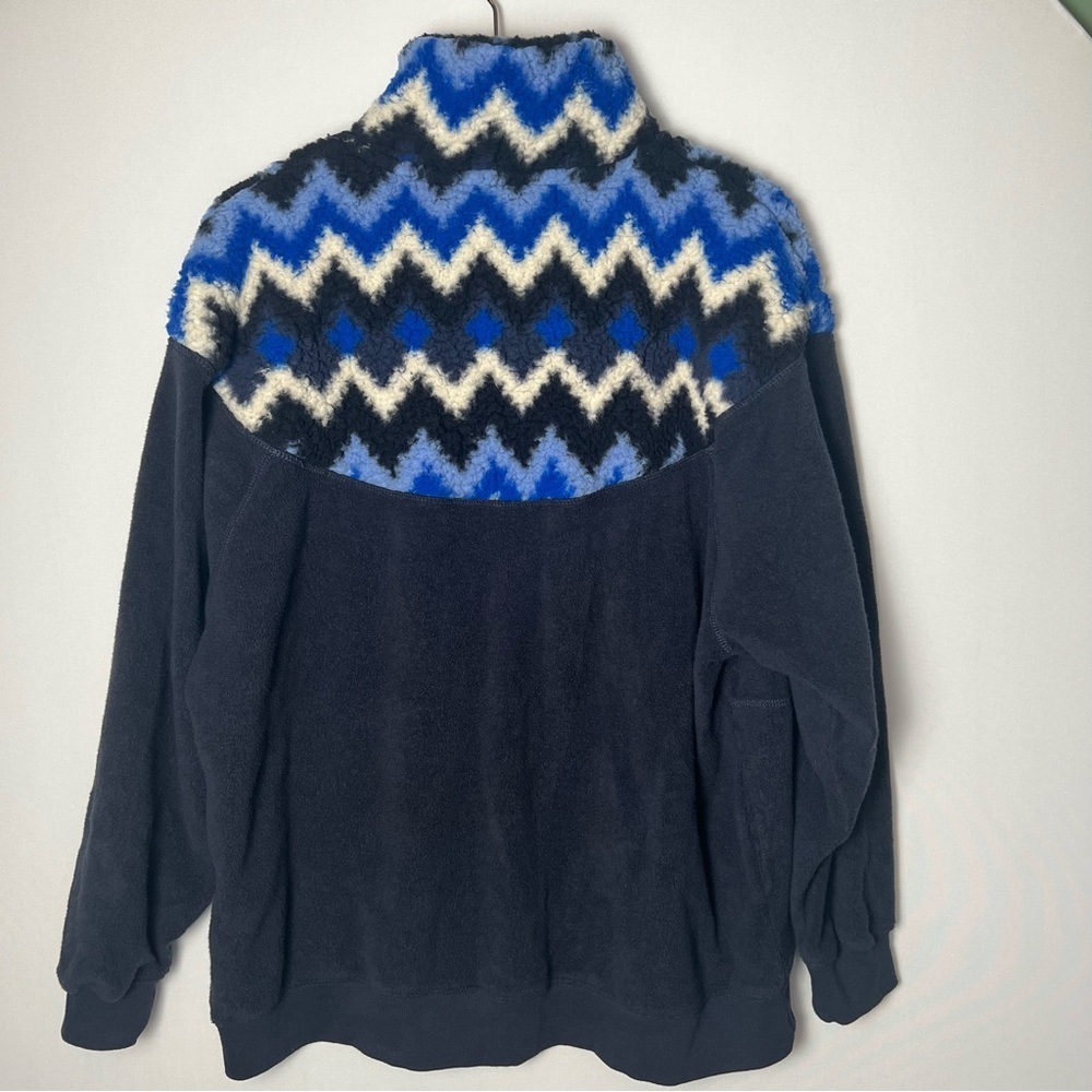 Aerie Sweatshirt Women’s Small Hometown Holiday Chevron Fleece Zip Pullover NWT - Picture 5 of 8